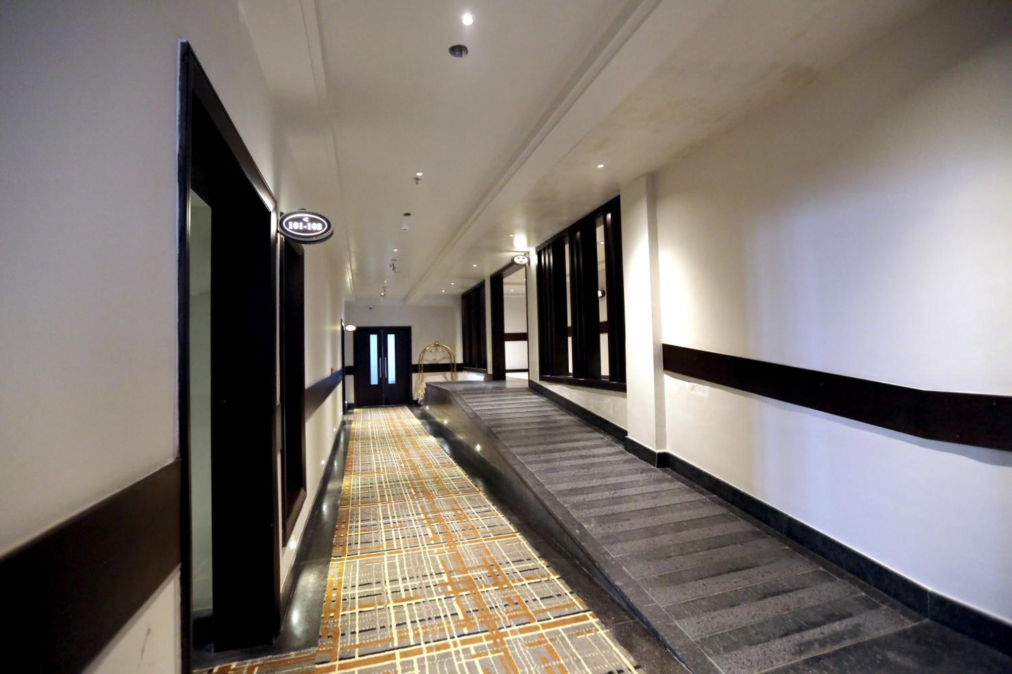 לודהיאנה The Stella Hotel & Resort מראה חיצוני תמונה